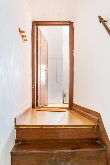 2 Avec Terrasse Apartment