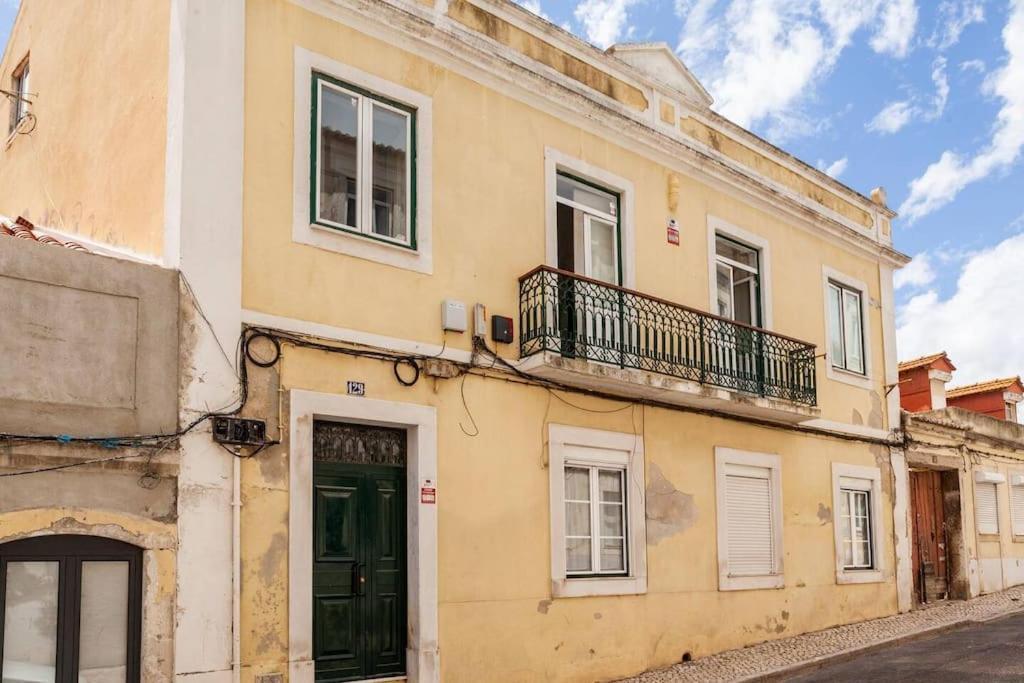 Apartment 2 Avec Terrasse Lissabon