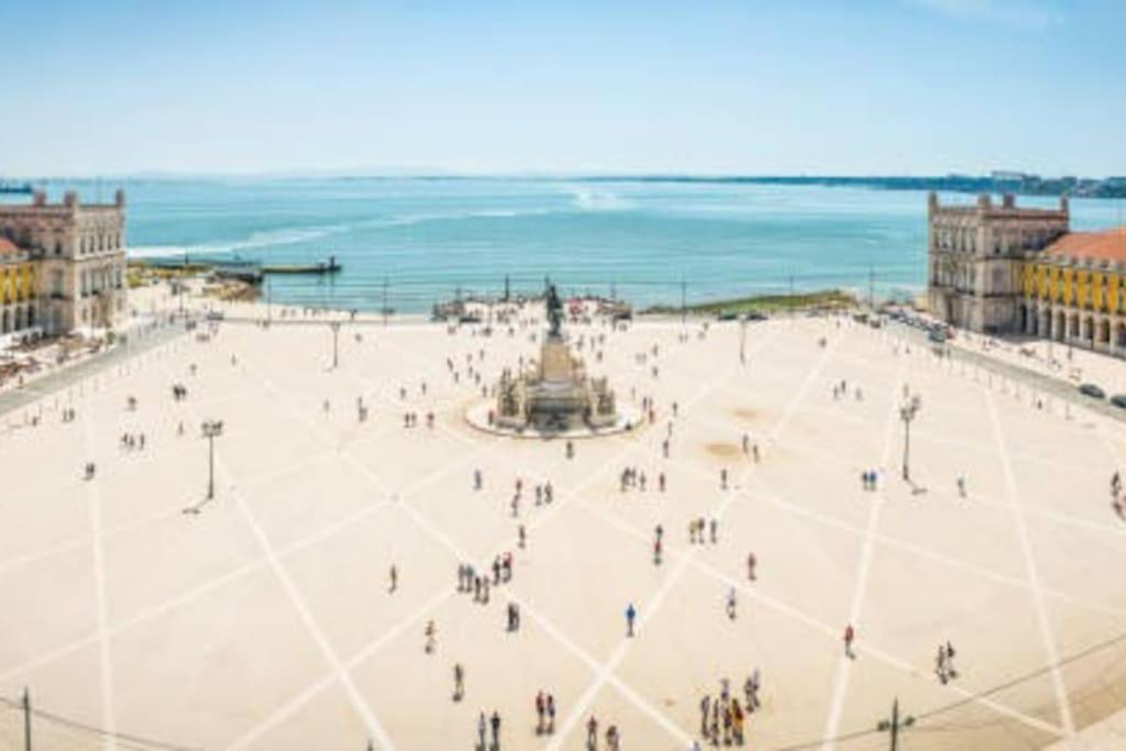 2 Avec Terrasse Apartment Lissabon