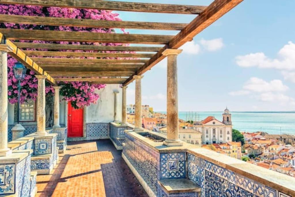 2 Avec Terrasse Apartment