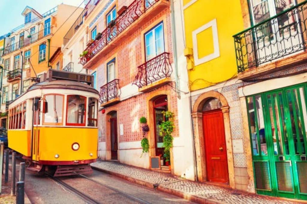 2 Avec Terrasse Lissabon